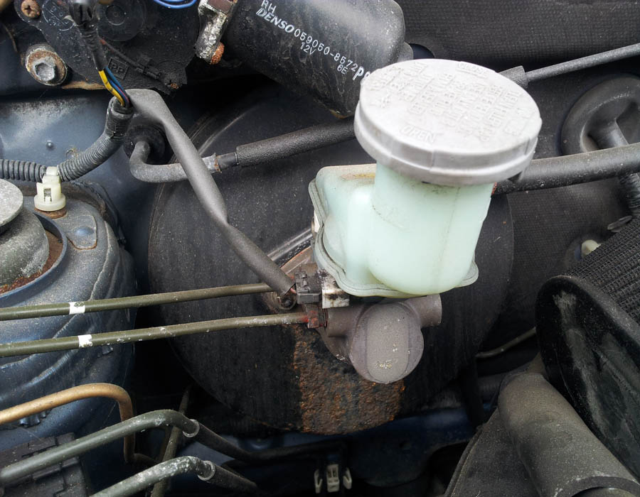 Suzuki Ignis Sport brake-master-cylinder